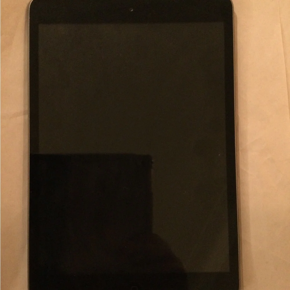 Apple IPad Mini 1 Space Grey 16GB 7.9 in